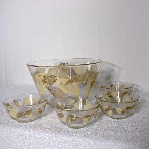 Vintage MCM Gold Leaf Large Glass Salad Bowl With 4 Matching Small Bowls - Picture 1 of 16